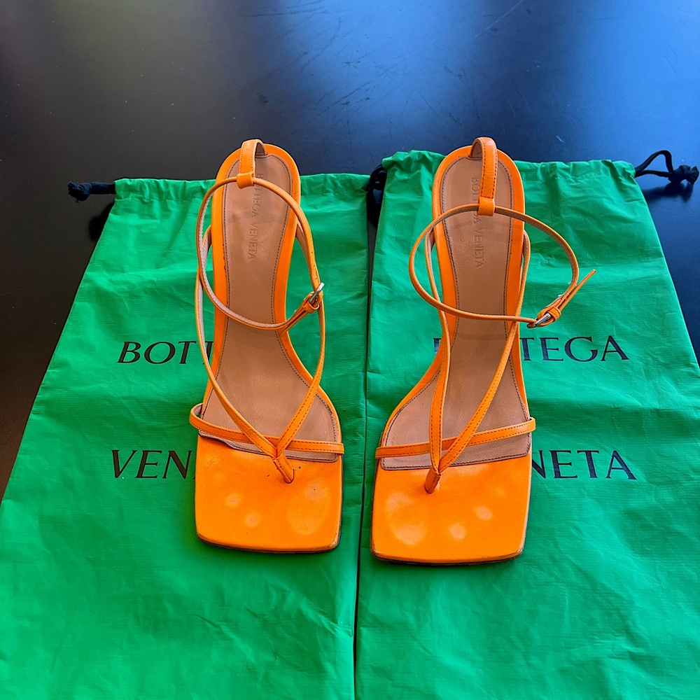 Bottega Veneta SS22 Square Toe Sandal
